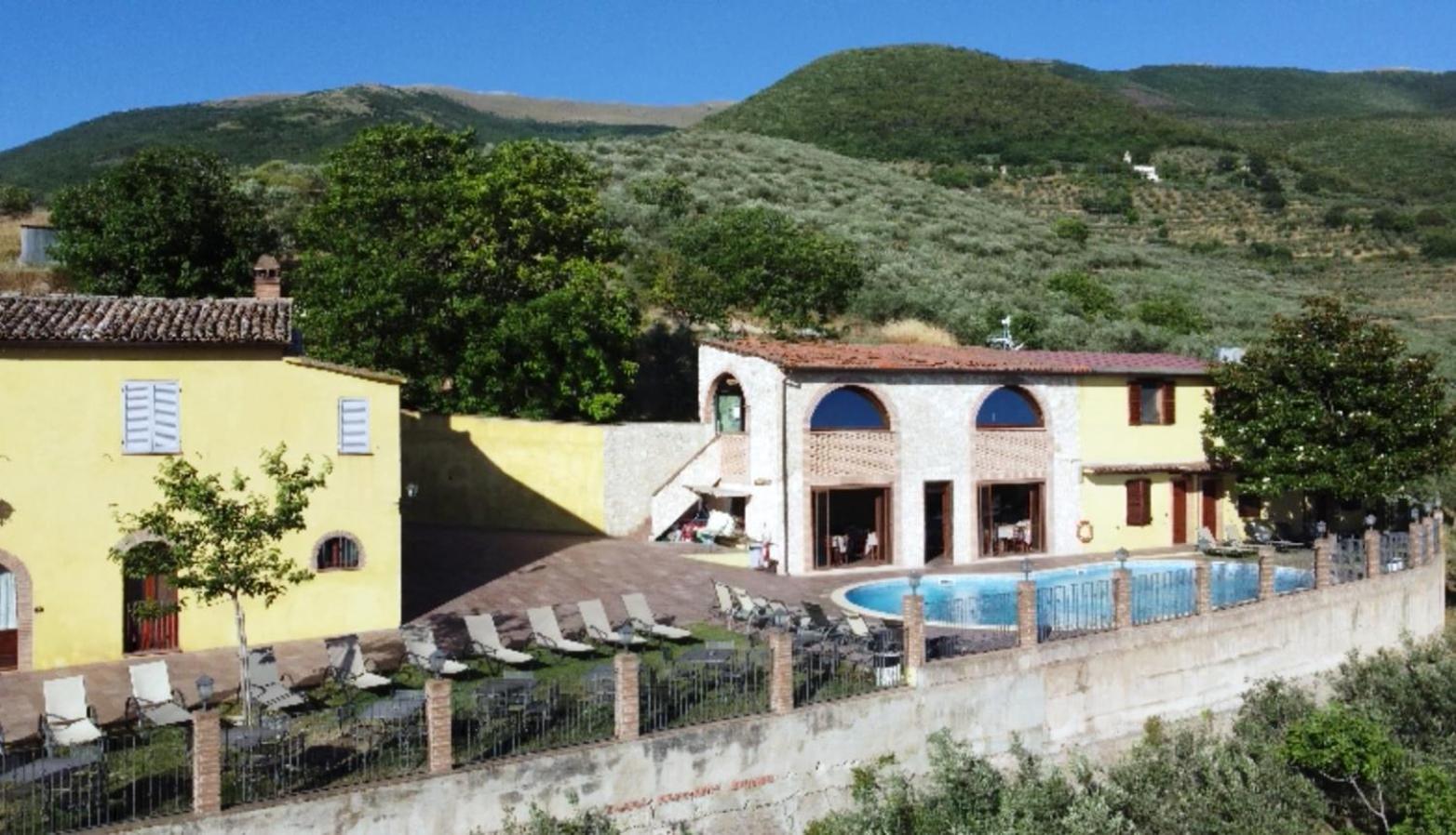 Country House Le Vedute Треви Экстерьер фото